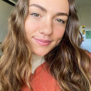 Meet your Posher, Charli